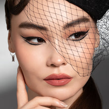 Load image into Gallery viewer, Wing Flick Eyeliner