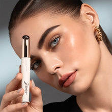 Load image into Gallery viewer, Lush Curl Mascara